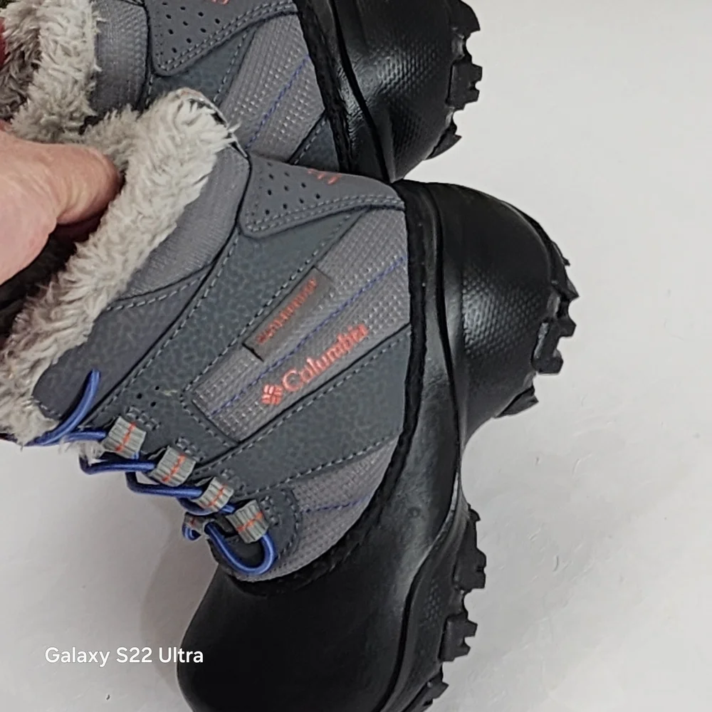 Columbia sturdy snow